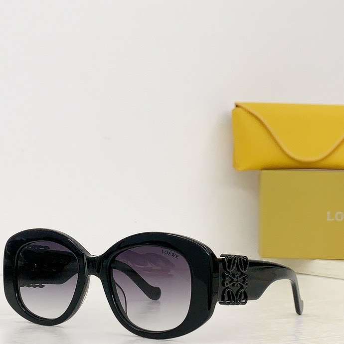 Picture of Loewe Sunglasses _SKUfw51872210fw